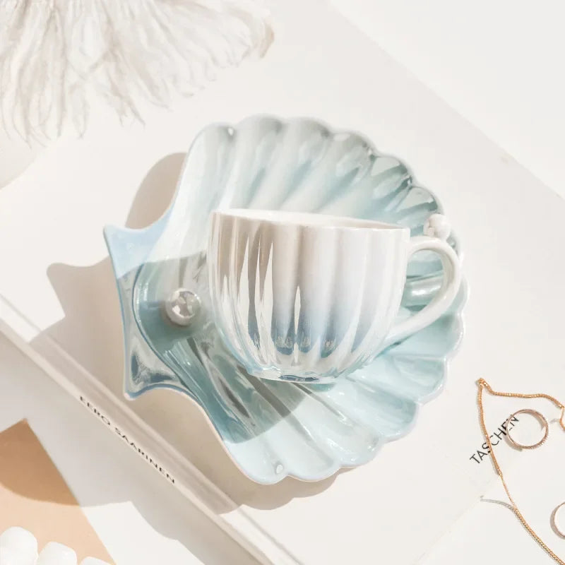 Pearl & Clam Shell Cup - Pearl Coral