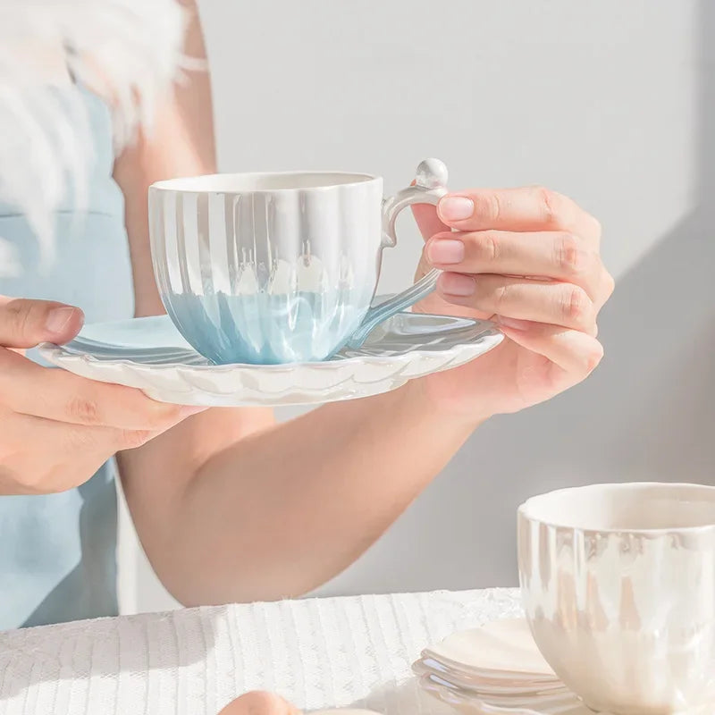 Pearl & Clam Shell Cup - Pearl Coral