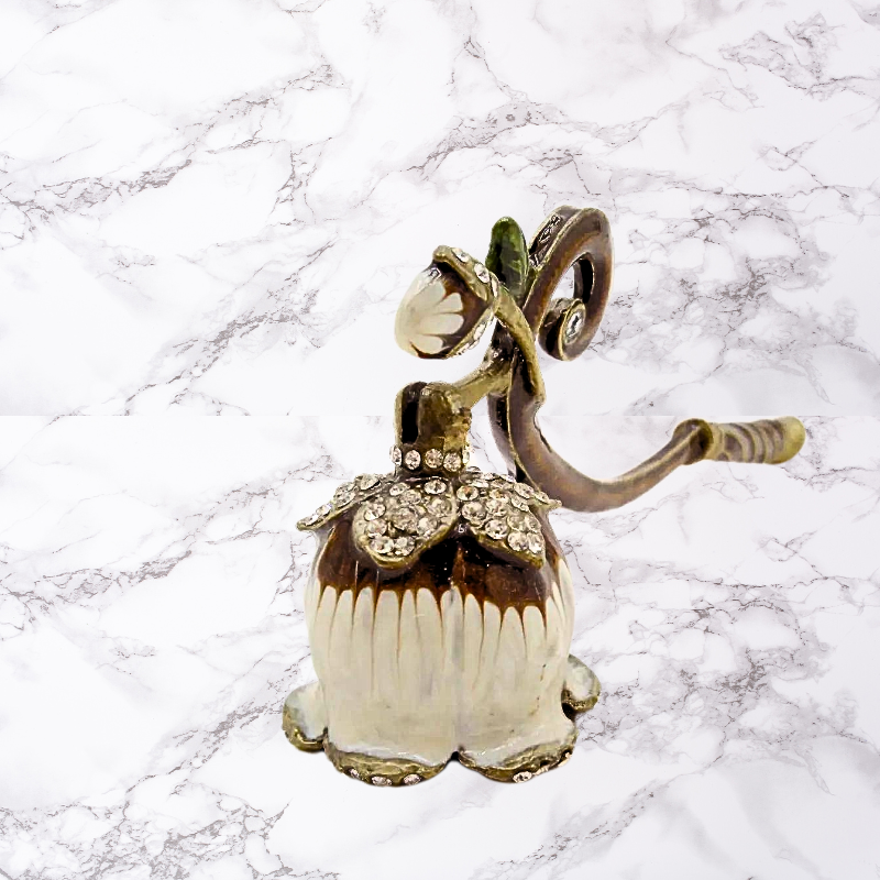 Venetian Garden Candle Snuffer - Snow Tulip