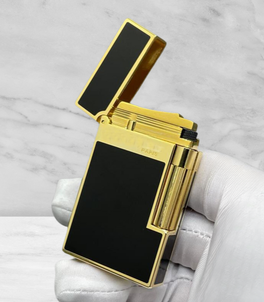 Black & Gold Lacquer Lighter