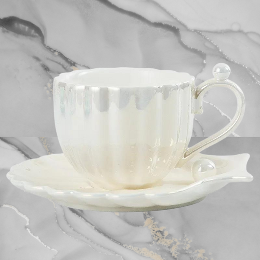 Pearl & Clam Shell Cup - Pearl White