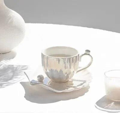 Pearl & Clam Shell Cup - Pearl White