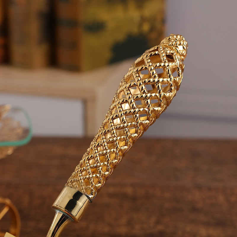 Golden Palace - Lattice Cake Servers